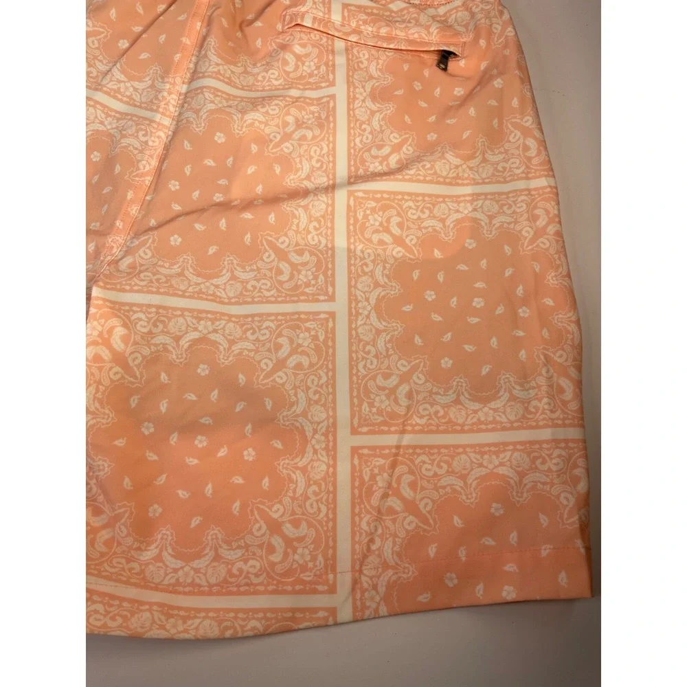 Saks Fifth Avenue Collection Mens Swim Trunks L Coral Beach Volleyball Pool Sun